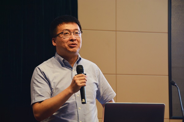 5cec8b6189872.jpg 耿老师.jpg