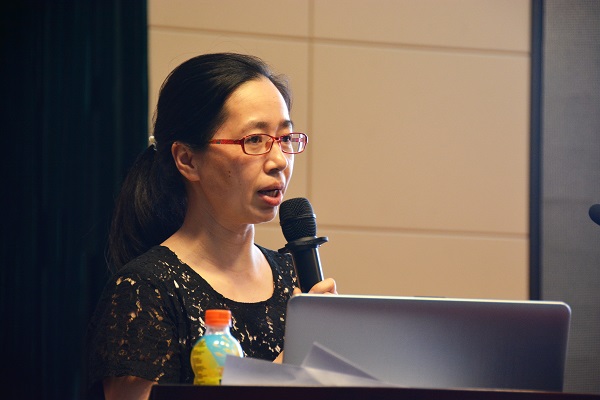 5cec89b90f7fc.jpg 许老师.jpg