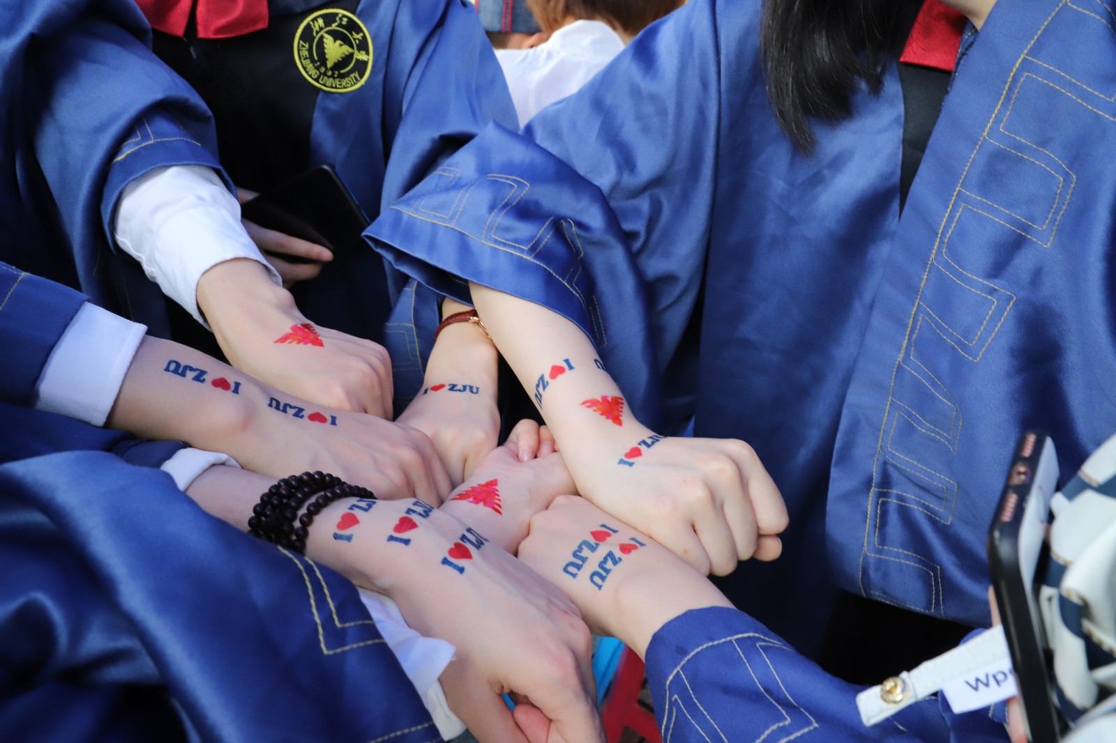 5d1ed9c01f1dc.JPG 5d1ed9c01f1dc.JPG