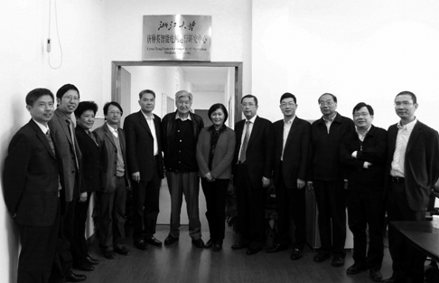 5b343d8a96caf.png 唐仲英03.png