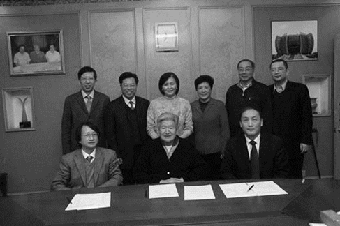 5b343d84e46cf.png 唐仲英02.png