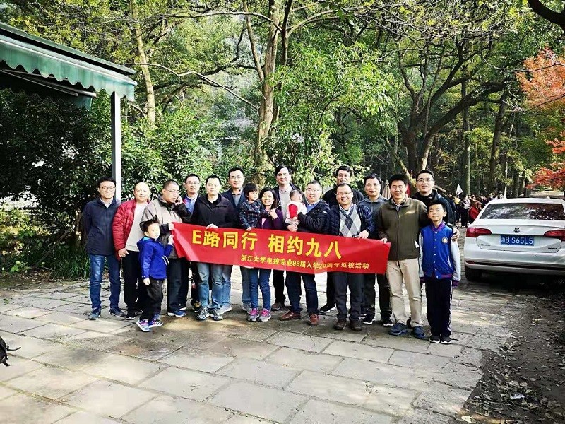 5bff526908ebc.jpg 05插图.jpg