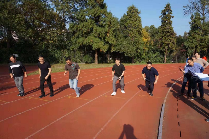 5bff524dc238b.jpg 03插图.jpg