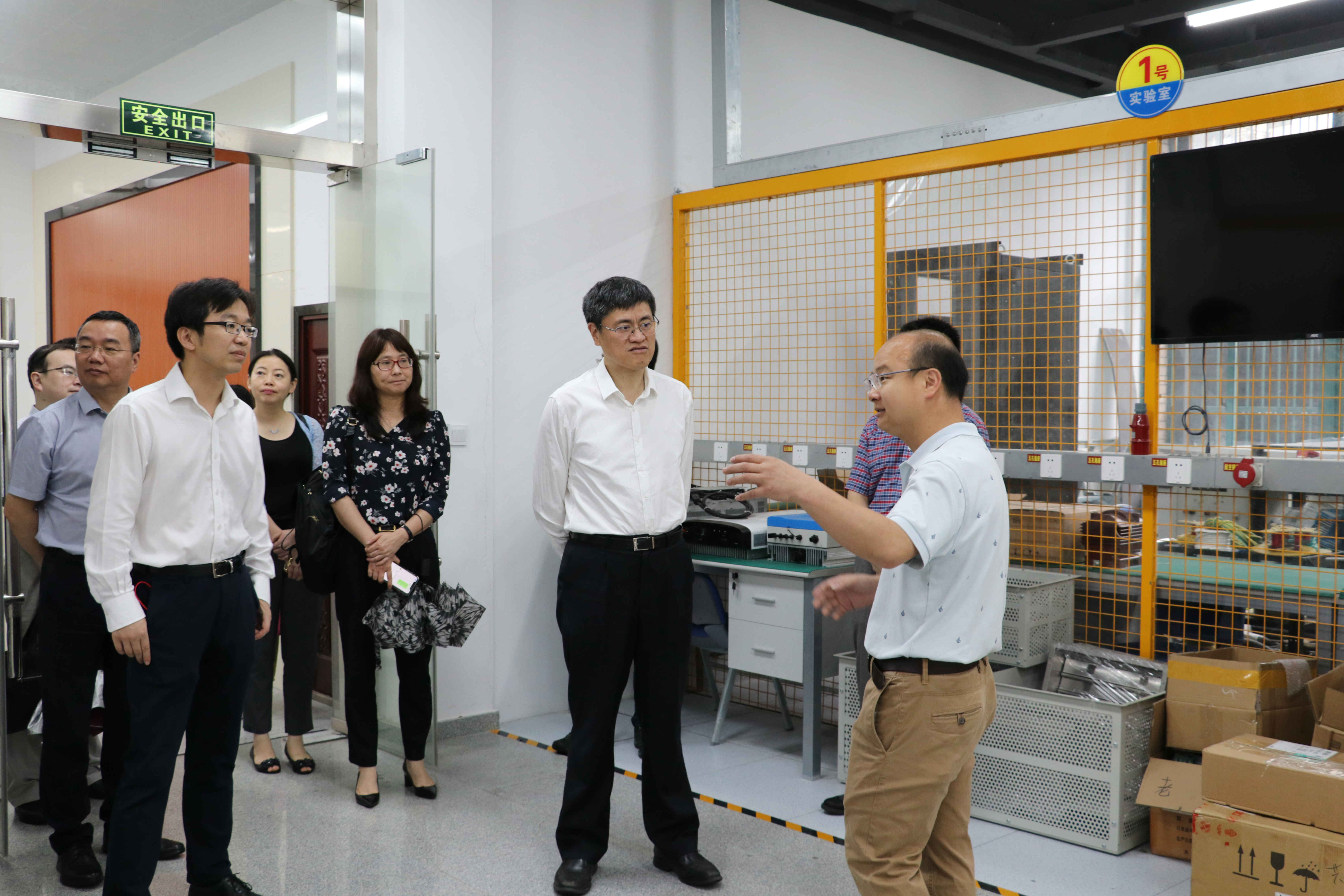 5d0c540aa6321.jpg 5d0c540aa6321.jpg